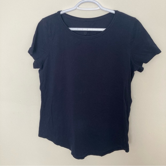 Lululemon Love Tshirt Size 6 Deep Blue - Picture 1 of 4